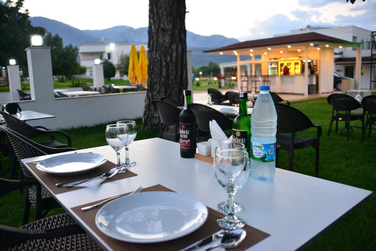 Dream Town Hotel&Restaurant เกเมร์ ภายนอก รูปภาพ