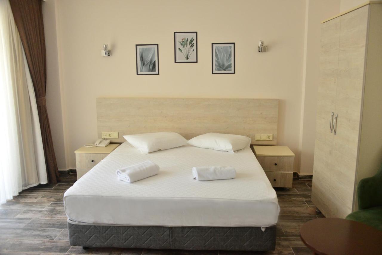Dream Town Hotel&Restaurant เกเมร์ ภายนอก รูปภาพ